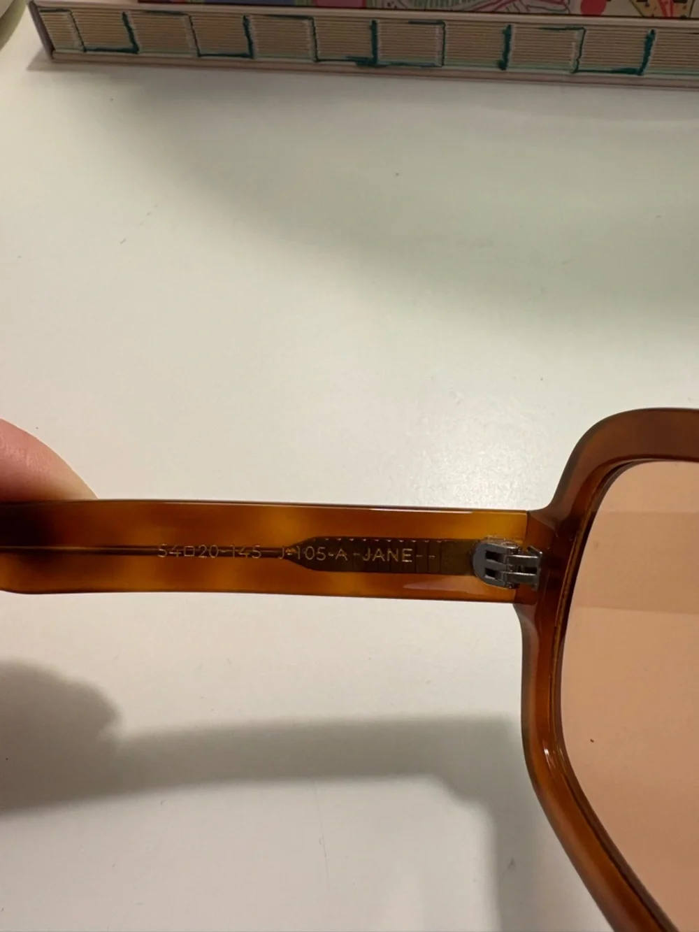 Women’s Sunglasses - Brown Oversized Square Frame - Picture 6 of 7